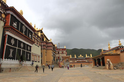 Ngày đầu tiên đến vùng đất Tạng 11