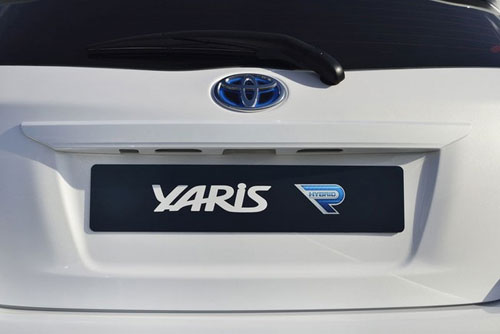 Lộ diện Toyota Yaris Hybrid công suất 420 mã lực 15