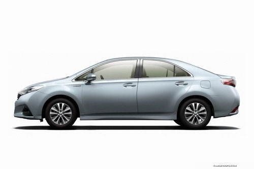 Vén màn Toyota SAI: chiếc sedan tiêu thụ 4,4 lít cho 100 km 7