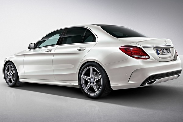 Mercedes-Benz ‘lột xác’ C-Class với gói độ AMG  3