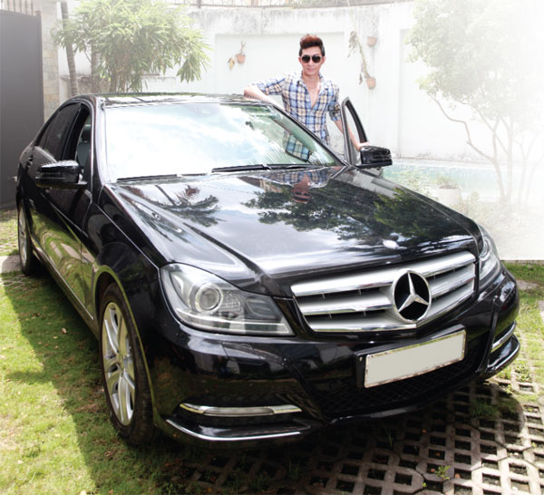 Siêu mẫu Nam Phong chọn xe “hợp mạng” 1