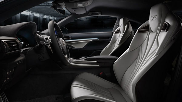 Lexus RC F “trẻ khỏe” hơn với gói độ carbon 6