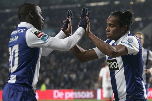 Hậu vệ Alvaro Pereira của Porto