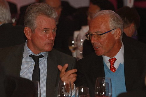 Huyền thoại Franz Beckenbauer của Bayern Munich