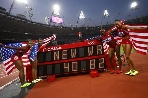 Đội điền kinh My phá kỷ lục thế giới ở nội dung 4x100m tiếp sức nữ