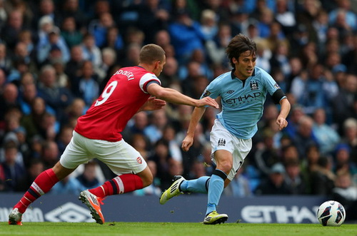 Tiền vệ David Silva của Man City