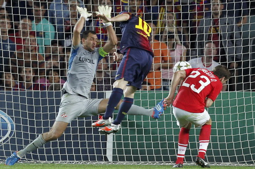 Lionel Messi ghi bàn giúp Barcelona thắng Spartak Moscow