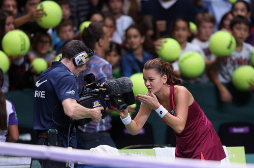 Tay vợt Agnieszka Radwanska giành chiến thắng trước Petra Kvitova