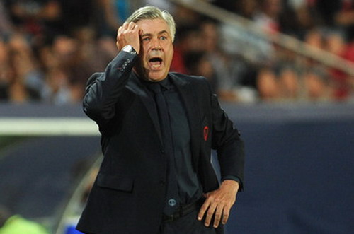 HLV Ancelotti thừa nhận PSG đang khủng hoảng