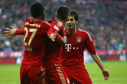 Bayern Munich thắng Frankfurt 2-0 tại Bundesliga