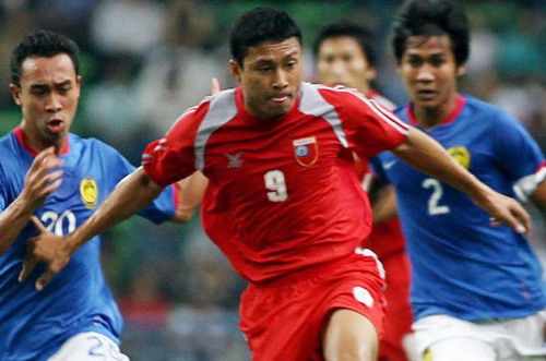 Tiền đạo Yan Paing có tên trong danh sách tuyển Myanmar dự AFF Cup 2012