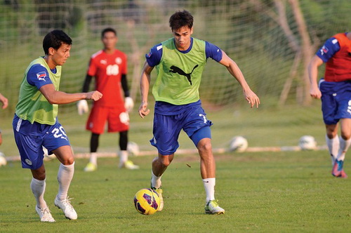 Tiền vệ James Younghusband của đội tuyển Philippines