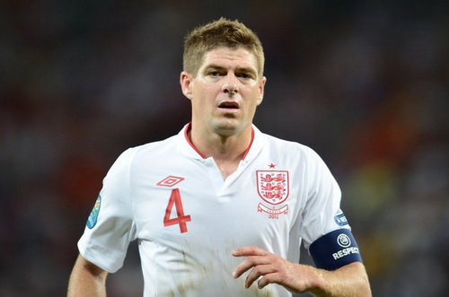 Tiền vệ Steven Gerrard của tuyển Anh