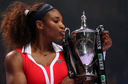 Serena Williams được bình chọn tay vợt xuất sắc nhất năm