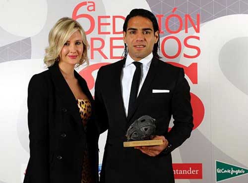 Radamel Falcao nhận giải thưởng