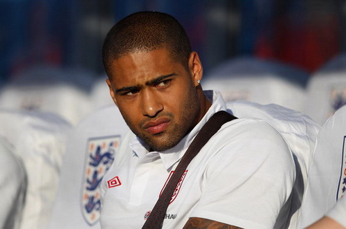 Glen Johnson sắp có bằng cử nhân Toán học