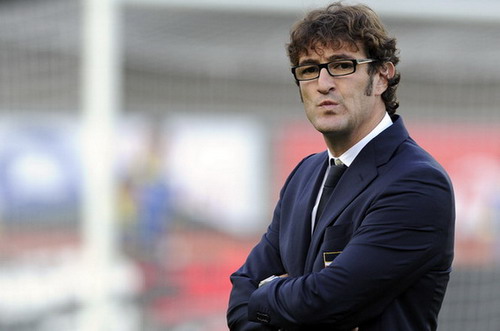 HLV Ciro Ferrara bị ban lãnh đạo Sampdoria sa thải