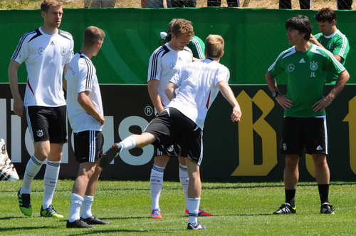 Tuyển Đức tập luyện chuẩn bị cho EURO 2012