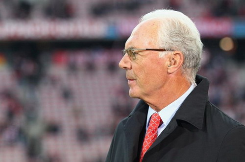 Huyền thoại Franz Beckenbauer cho rằng Chelsea gặp may