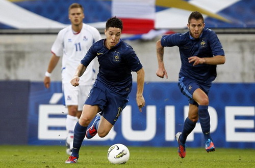Samir Nasri thi đấu trong trận tuyển Pháp thắng Iceland 3-2
