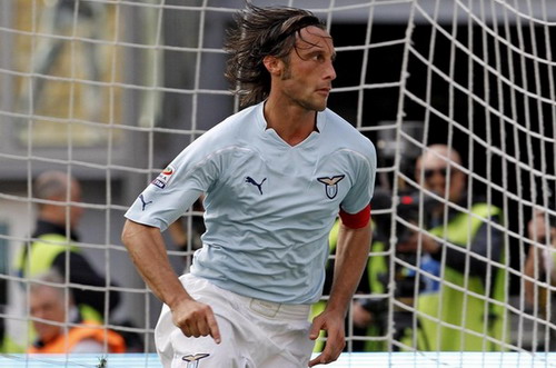 Đội trưởng Lazio, Stefano Mauri bị bắt