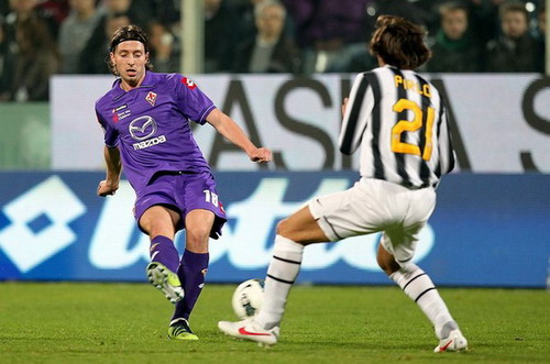 Montolivo chuyển sang Milan từ Fiorentina