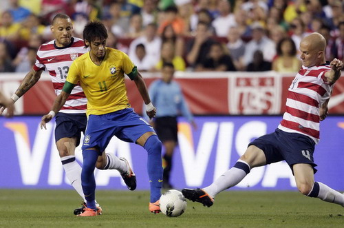 Neymar tỏa sáng giúp tuyển Brazil thắng Mỹ 4-1