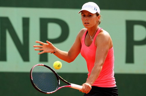 Varvara Lepchenko đánh bại Jelena Jankovic ở vòng 2 Roland Garros 2012
