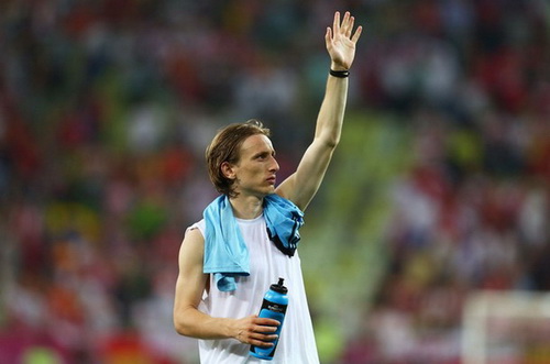 Luka Modric sắp sang Real Madrid