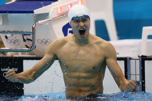 Sun Yang giành huy chương vàng môn bơi 400m tự do dành cho nam
