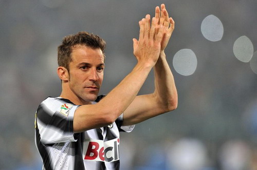 Đội bóng Thái Lan dùng “bom tiền” để mời Del Piero