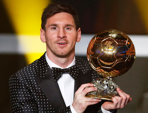 Messi lần thứ 4 đoạt Quả bóng vàng