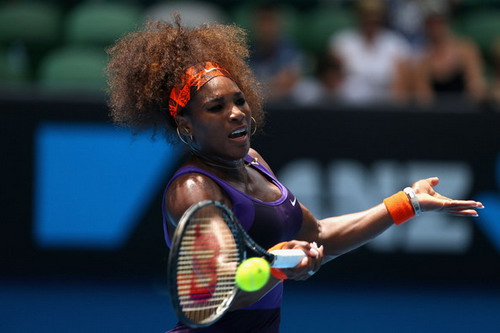 Serena Williams giành quyền vào vòng 3 giải Úc mở rộng 2013
