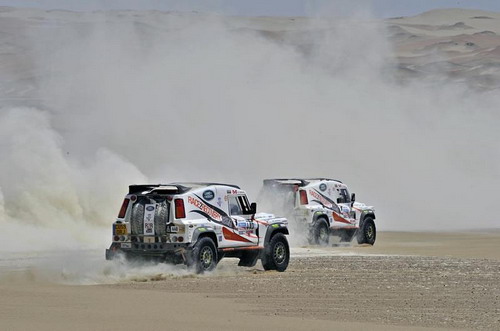 Dakar Rally lại “ngốn” thêm 2 mạng người