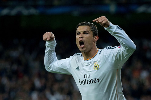 Chế giễu Ronaldo, chủ tịch FIFA hứng cơn bão chỉ trích-2