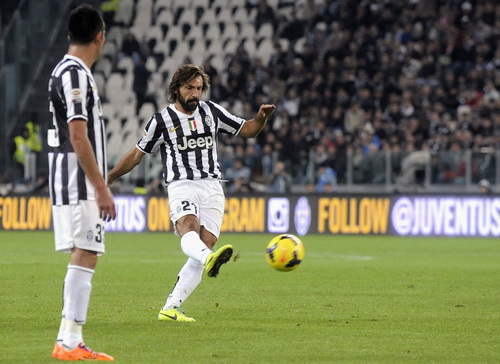 Thắng áp đảo Napoli, Juventus tiến sát ngôi đầu-2