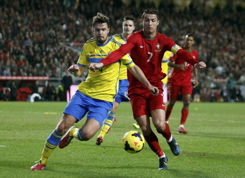 Ronaldo ghi bàn, Bồ Đào Nha thắng sít sao Thụy Điển-1