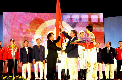 Đoàn thể thao Việt Nam xuất quân tham dự SEA Games 2013-1