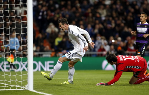 Không có Ronaldo, Bale lập hattrick cho Real Madrid-2
