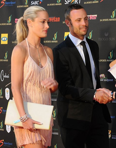 Oscar Pistorius và bạn gái xấu số Reeva Steenkamp