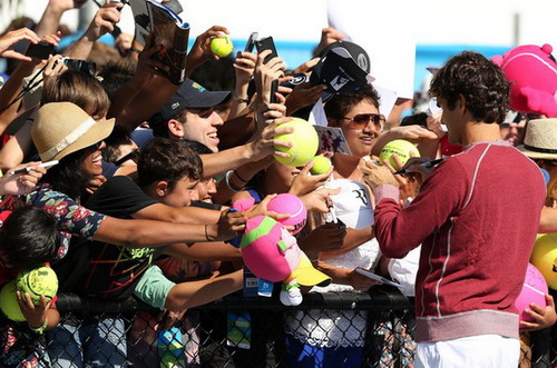 Federer sang Nam Phi làm từ thiện