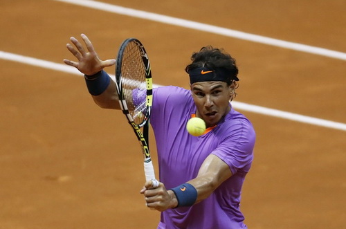 Nadal nhọc nhằn vào chung kết Brazil Open 2013