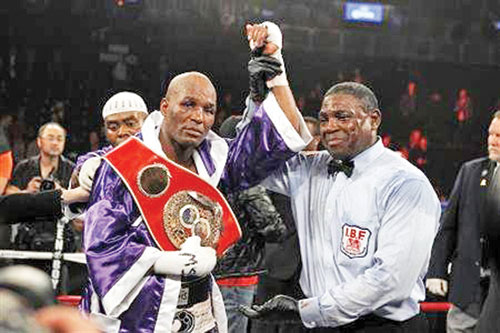 Võ sĩ 48 tuổi Bernard Hopkins