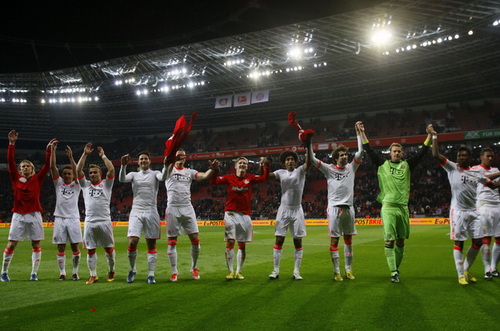 Bayern Munich phục hận Leverkusen