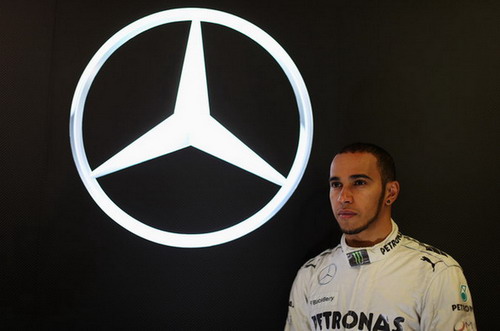 Lewis Hamilton tính xây bảo tàng riêng cho mình