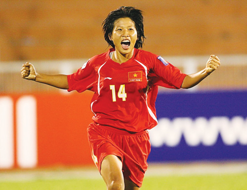 Kim Chi vẫn sẽ đóng góp sức lực cho bóng đá nữ VN