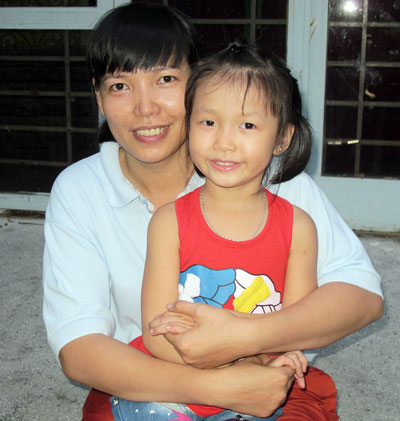 Xuân Mai và con gái đầu lòng Lê Nguyễn Hoàng Dung 