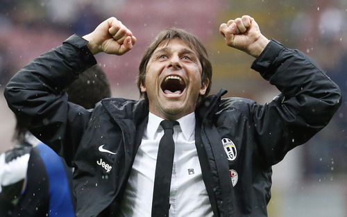Juventus không muốn làm “vật tế thần”