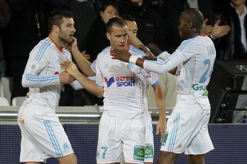 Vượt ải Bordeaux, Marseille hâm nóng cuộc đua vô địch Ligue 1