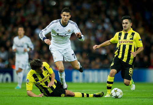 Real Madrid gặp lại Dortmund ở bán kết Champions League